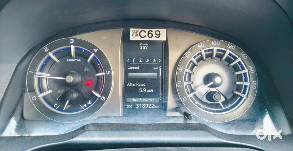 Toyota Innova Crysta 2.4 V 8 Str, 2018, Diesel