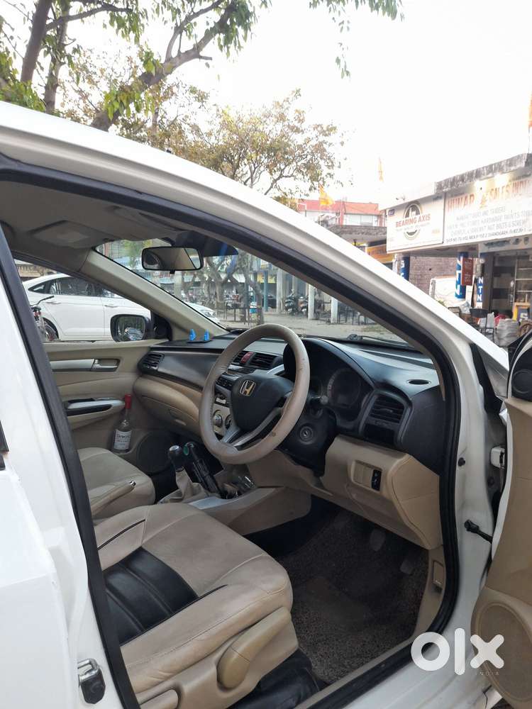 Honda City V Mt Exclusive, 2010, Petrol