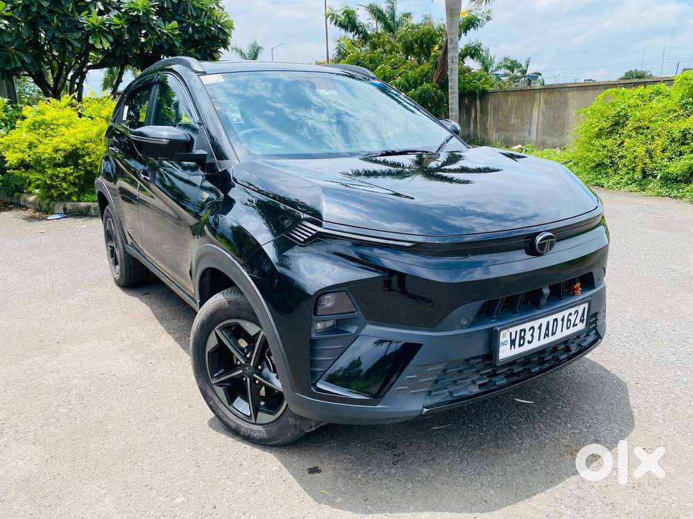 Tata Nexon Creative Plus S 1.2 Revotron Petrol 6 Mt, 2025, Petrol