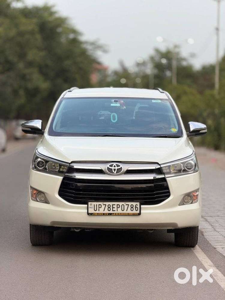 Toyota Innova Crysta 2.8z Automatic, 2017, Diesel