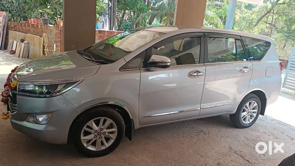 Toyota Innova Crysta Diesel 2016