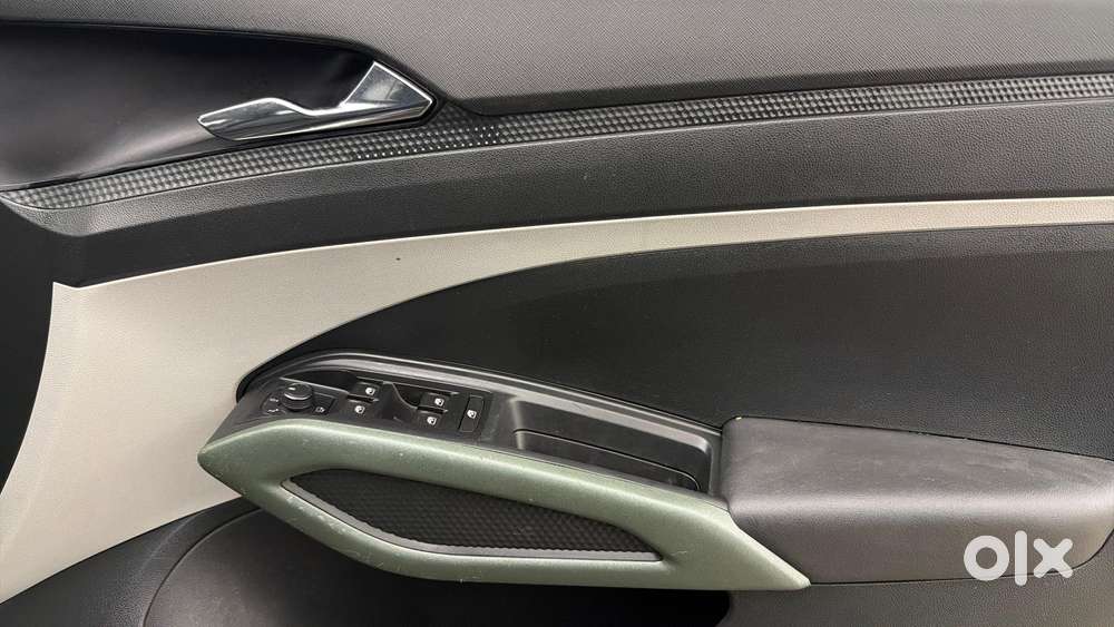 Skoda Kylaq Prestige At, 2025, Petrol