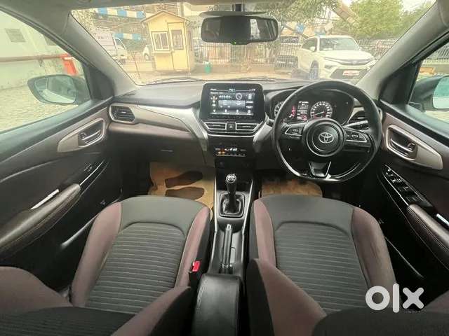Toyota Urban Cruiser Taisor V 1.0 Petrol Mt, 2024, Petrol