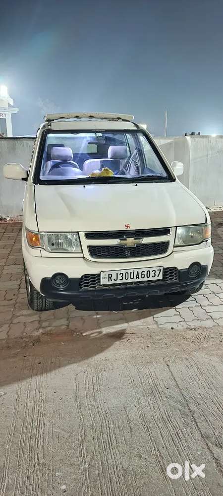 Chevrolet Tavera 2014 Diesel 300000 Km Driven
