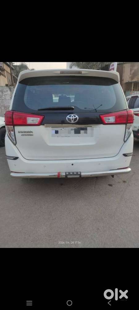 Toyota Innova Crysta 2.4 G Mt 8s, 2024, Diesel