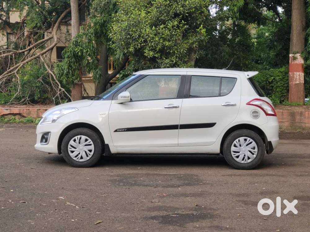 Maruti Suzuki Swift Vxi + Manual, 2015, Petrol