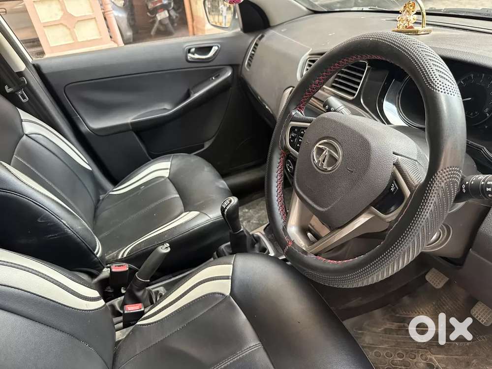 Tata Bolt Revotron Xt, 2016, Petrol