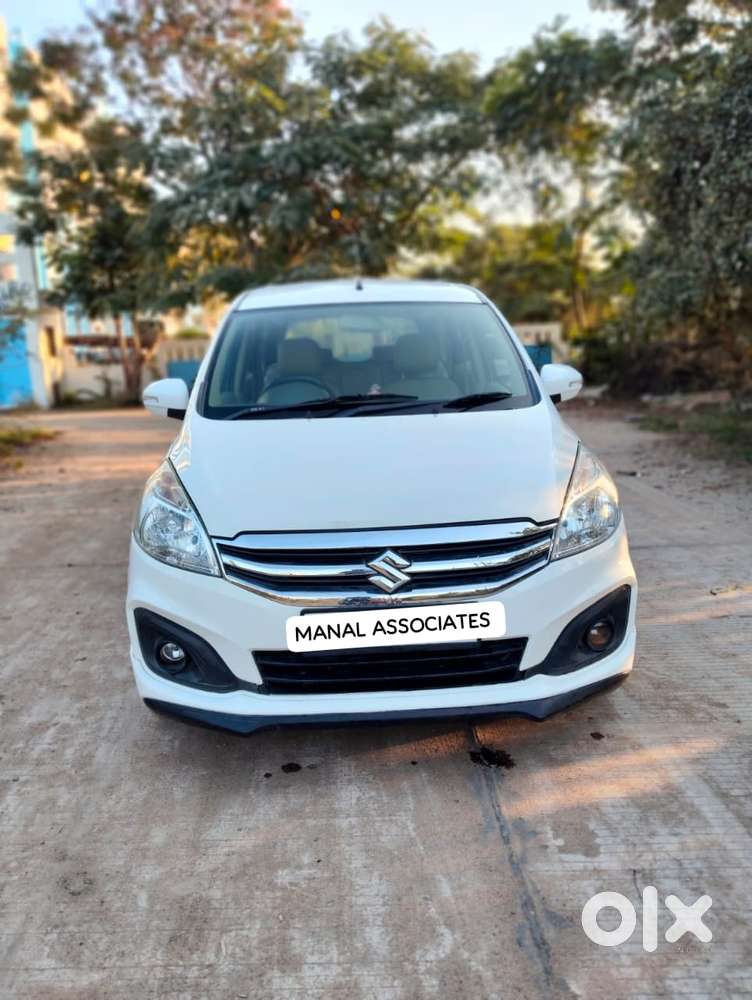 Maruti Suzuki Ertiga Vxi At Petrol, 2018, Petrol