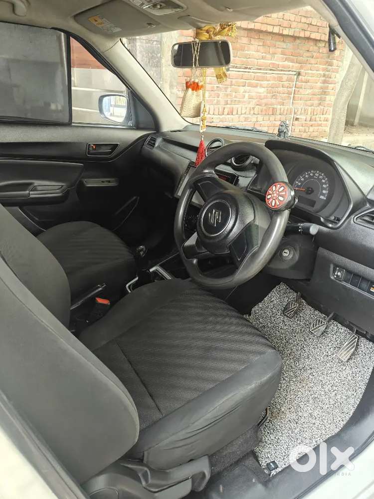 Maruti Suzuki Swift Vxi 2019