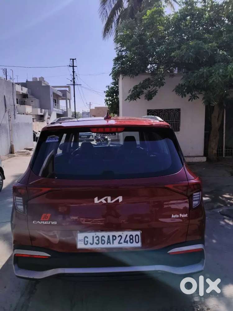 Kia Carens Prestige 1.5 Turbo Petrol 6 Seater With Cng And Foot Mate