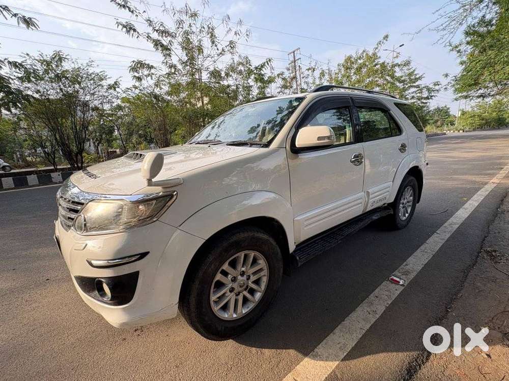 Toyota Fortuner 3.0 Ltd, 2013, Diesel