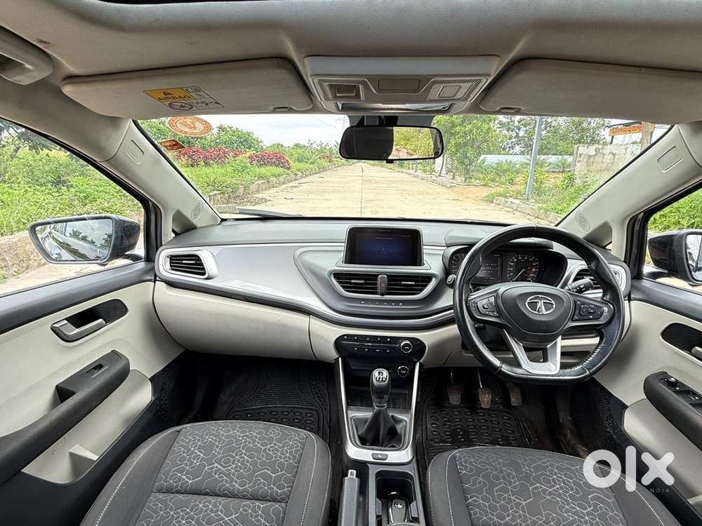 Tata Altroz Petrol Manual 2023 Well Maintaind