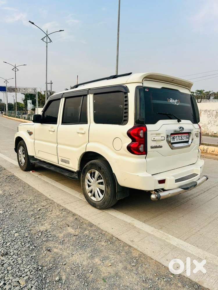 Mahindra Scorpio 2016 Diesel Well Maintained