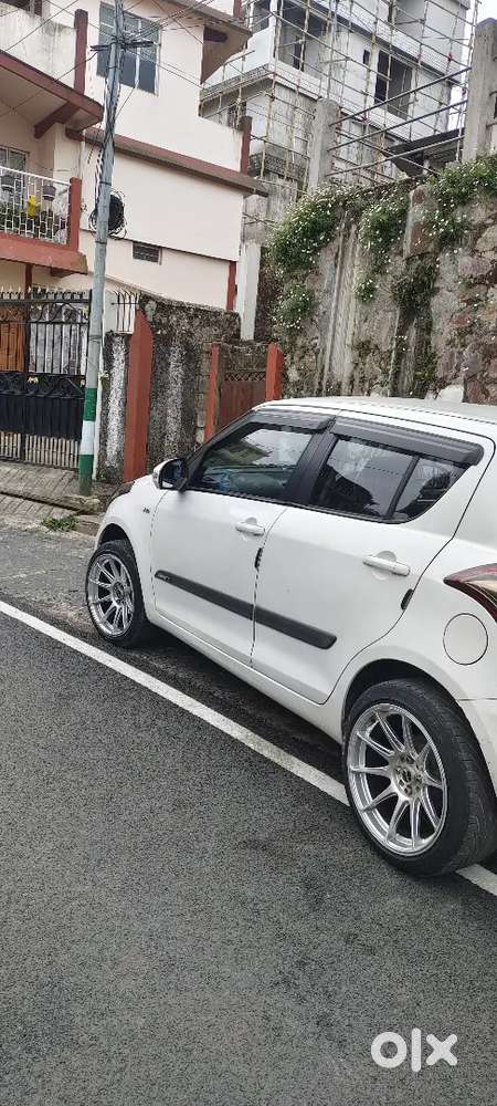 Maruti Suzuki Swift 2013 Petrol Well Maintained
