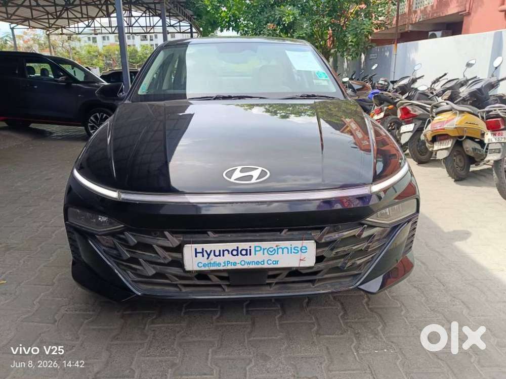 Hyundai Verna 1.5 Sx (o) Vtvt Ivt, 2025, Petrol