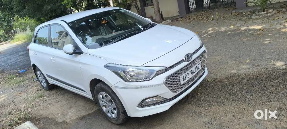 Hyundai I20 2017 Petrol 62000 Km Driven