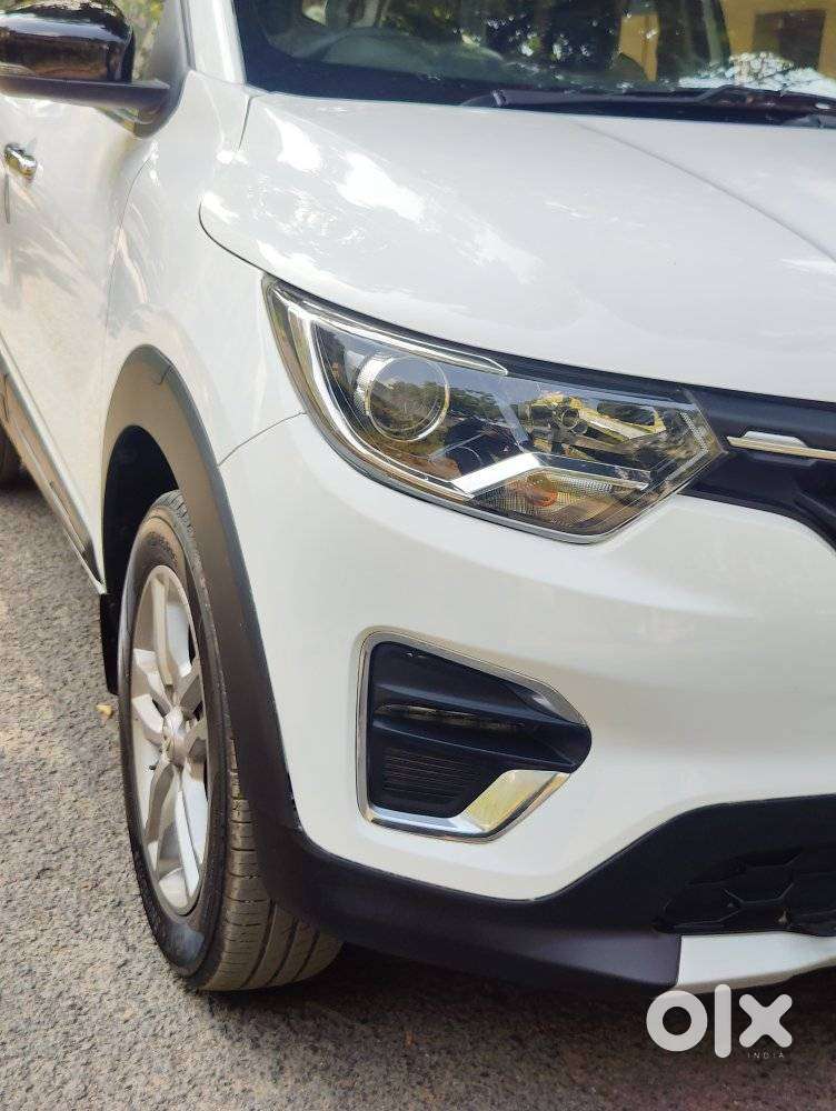 Renault Triber Rxz Easy-r Amt, 2023, Petrol