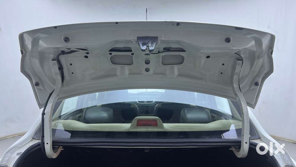 Maruti Suzuki Swift Dzire 1.3 Vxi, 2012, Petrol
