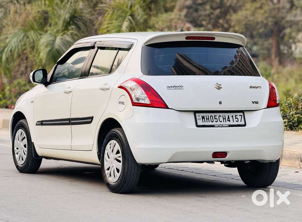Maruti Suzuki Swift Vxi Optional, 2015, Petrol
