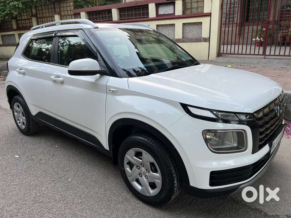 Hyundai Venue S 1.2 Petrol, 2022, Petrol