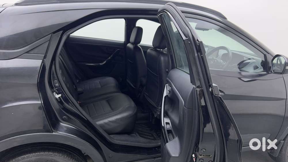 Tata Nexon 1.2 Revotron Xz Plus Hs Dark Edition, 2022, Petrol