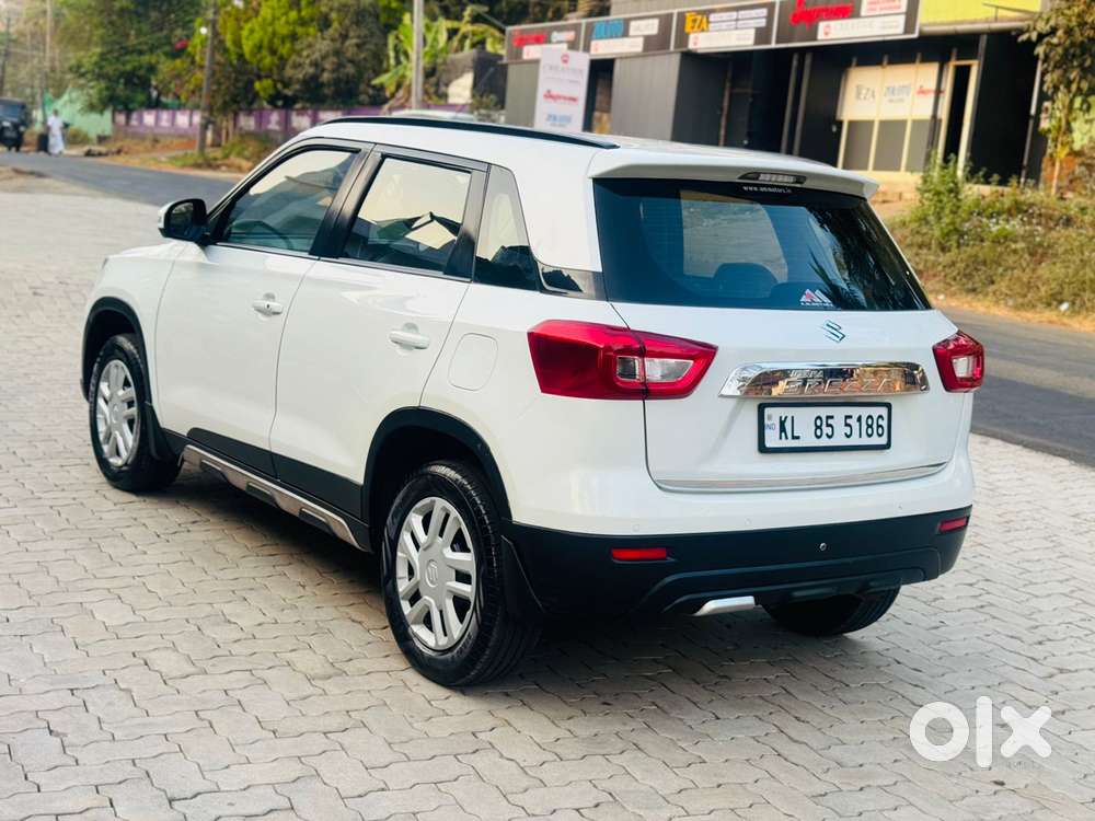 Maruti Suzuki Brezza 1.5 Vxi Smart Hybrid, 2021, Petrol