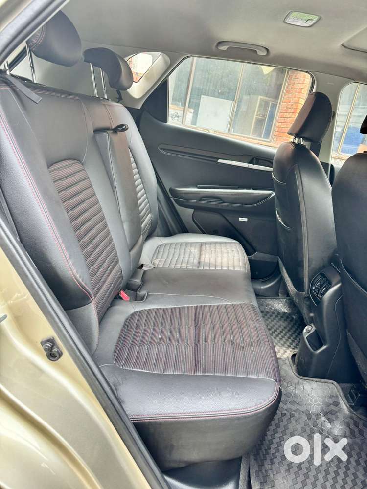 Kia Sonet Gtx Plus Turbo Dct, 2021, Petrol