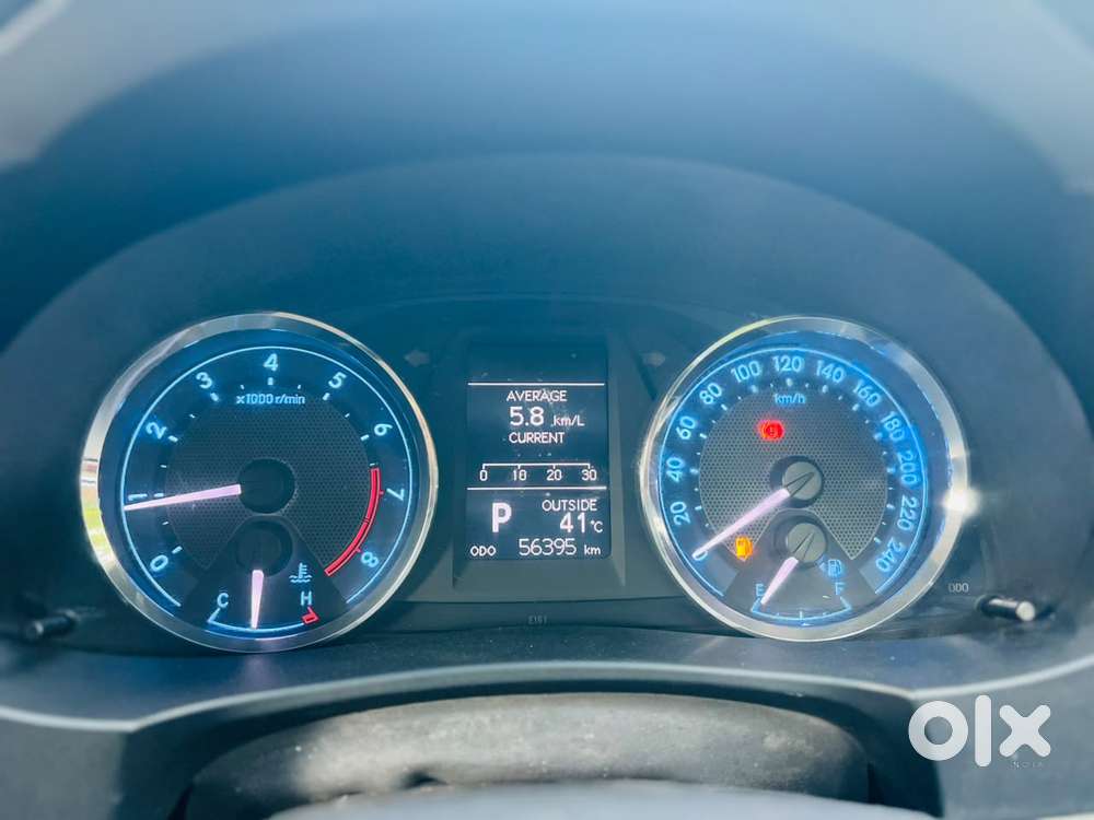 Toyota Corolla Altis 1.8 J, 2016, Petrol