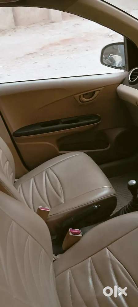 Model Town Malviya Nagar