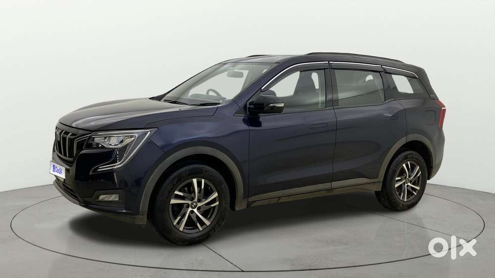 Mahindra Xuv700 2.0 Ax 5 Petrol At Str, 2022, Petrol