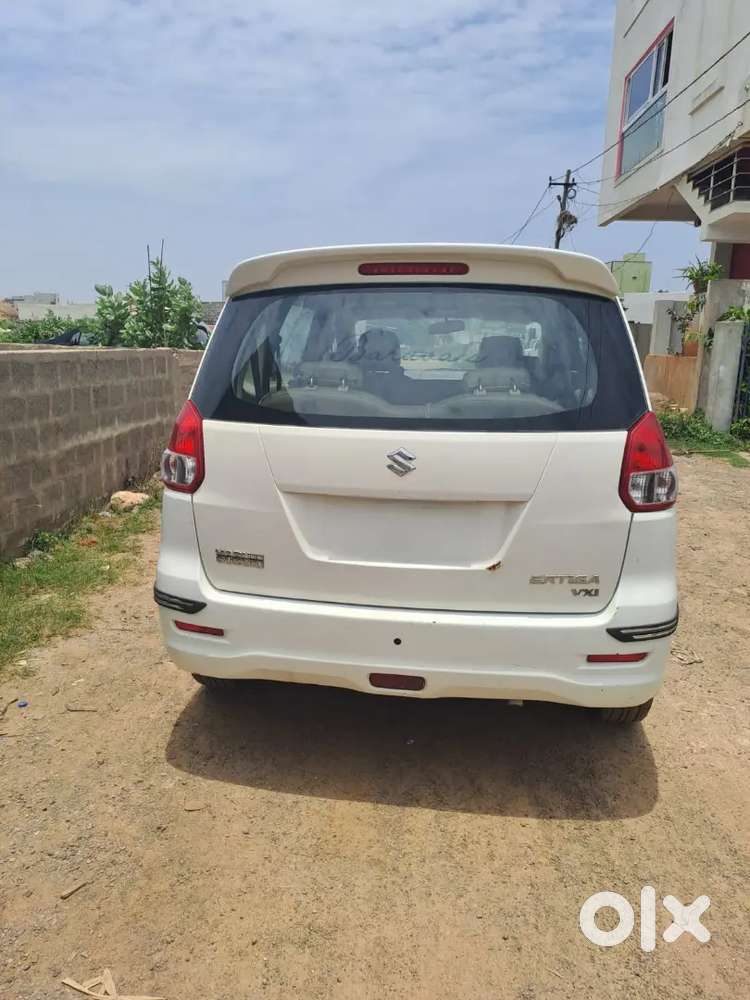 Maruti Suzuki Ertiga 2015