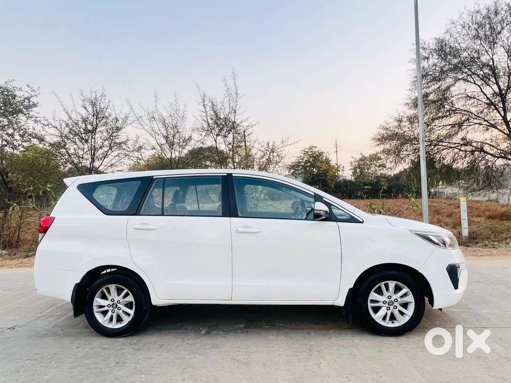 Toyota Innova Crysta