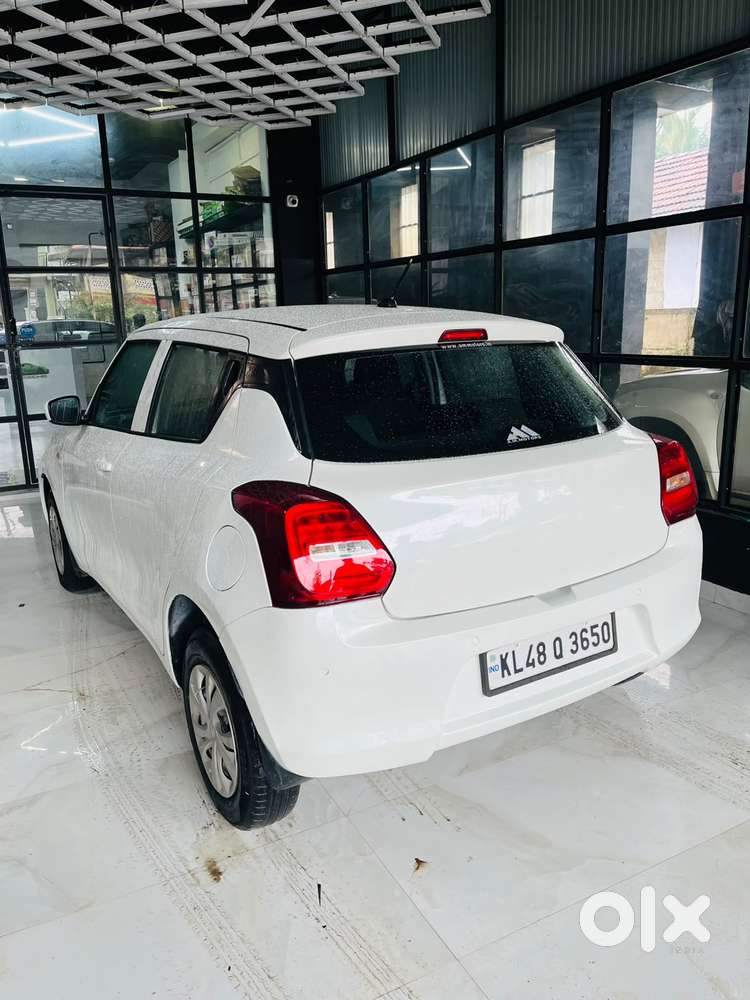 Maruti Suzuki Swift 1.2 Lxi (o), 2021, Petrol