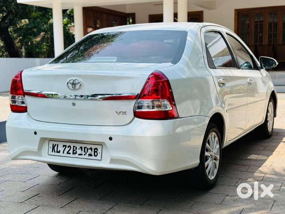 Toyota Etios Vx Limited Edition, 2017, Petrol