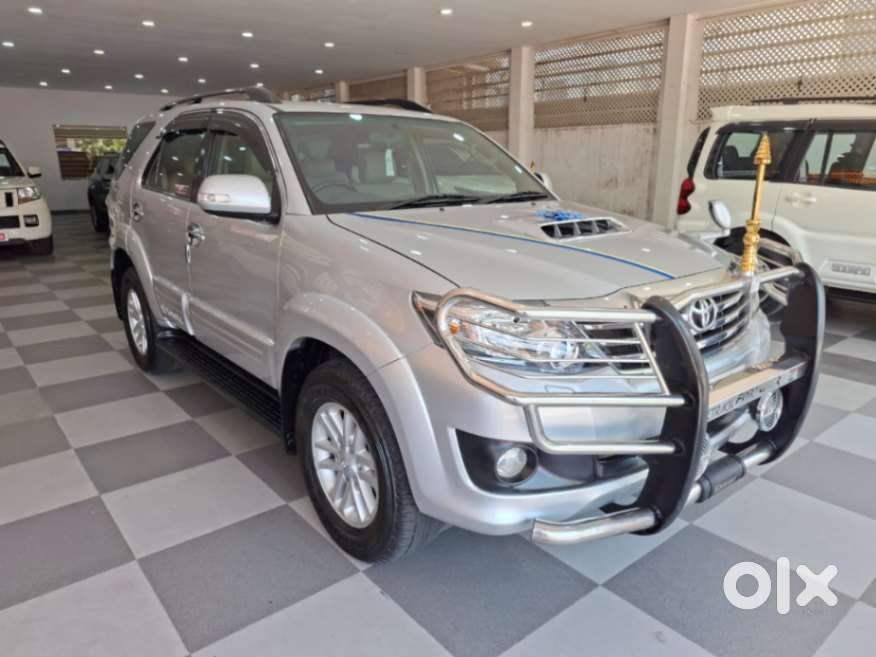 Toyota Fortuner 3.0 4x2 Mt, 2012, Diesel