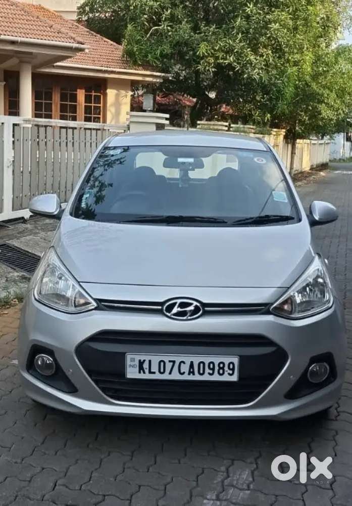 80000 Worth Dashcam And Display(hyundai Showroom)company Service