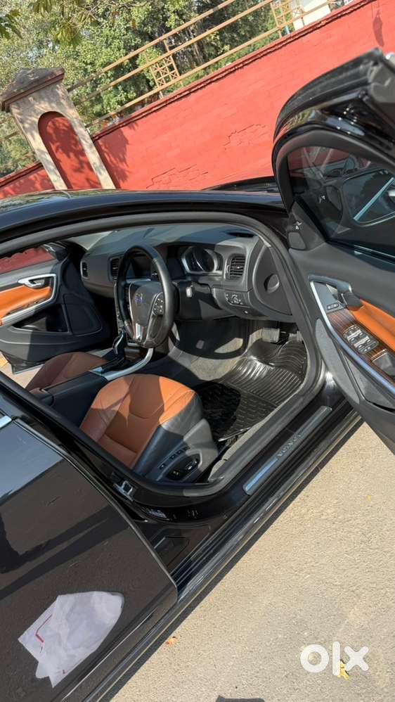 Volvo S60 2017 Diesel Well Maintained