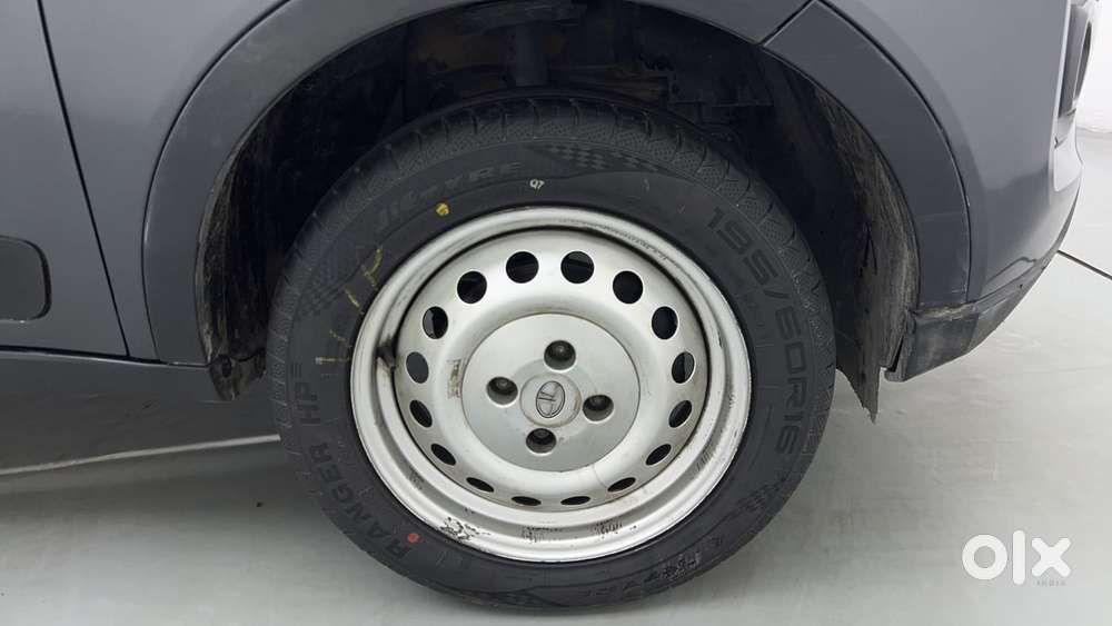 Tata Nexon 1.2 Petrol, 2023, Petrol