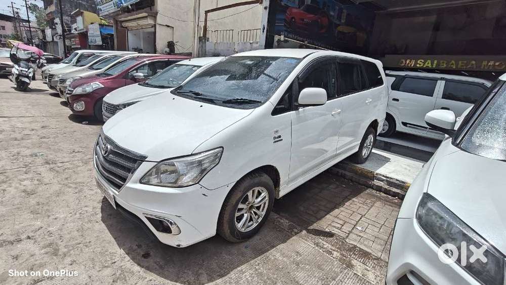 Toyota Innova 2.5 Ev (diesel) Ps 8 Seater Bs Iv, 2013, Diesel