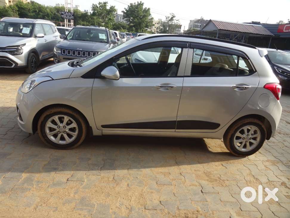 Hyundai Grand I10 At Asta, 2015, Petrol