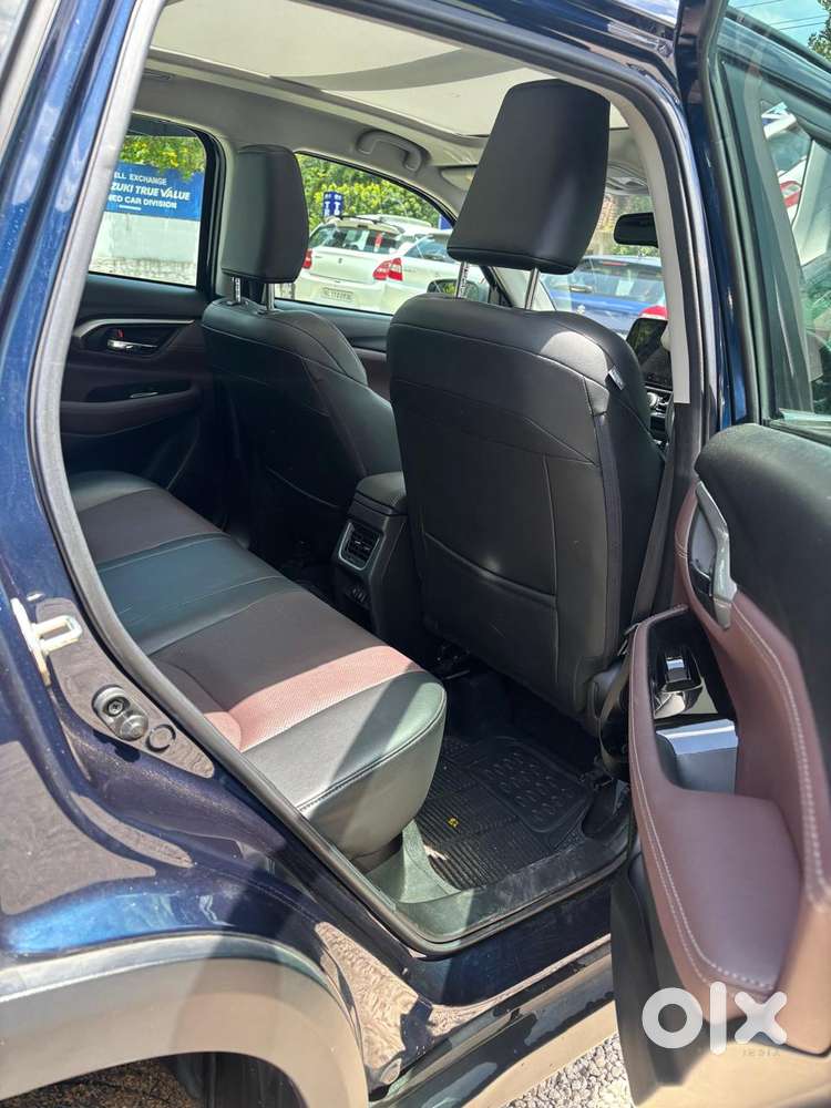 Maruti Suzuki Grand Vitara Smart Hybrid Alpha, 2023, Petrol