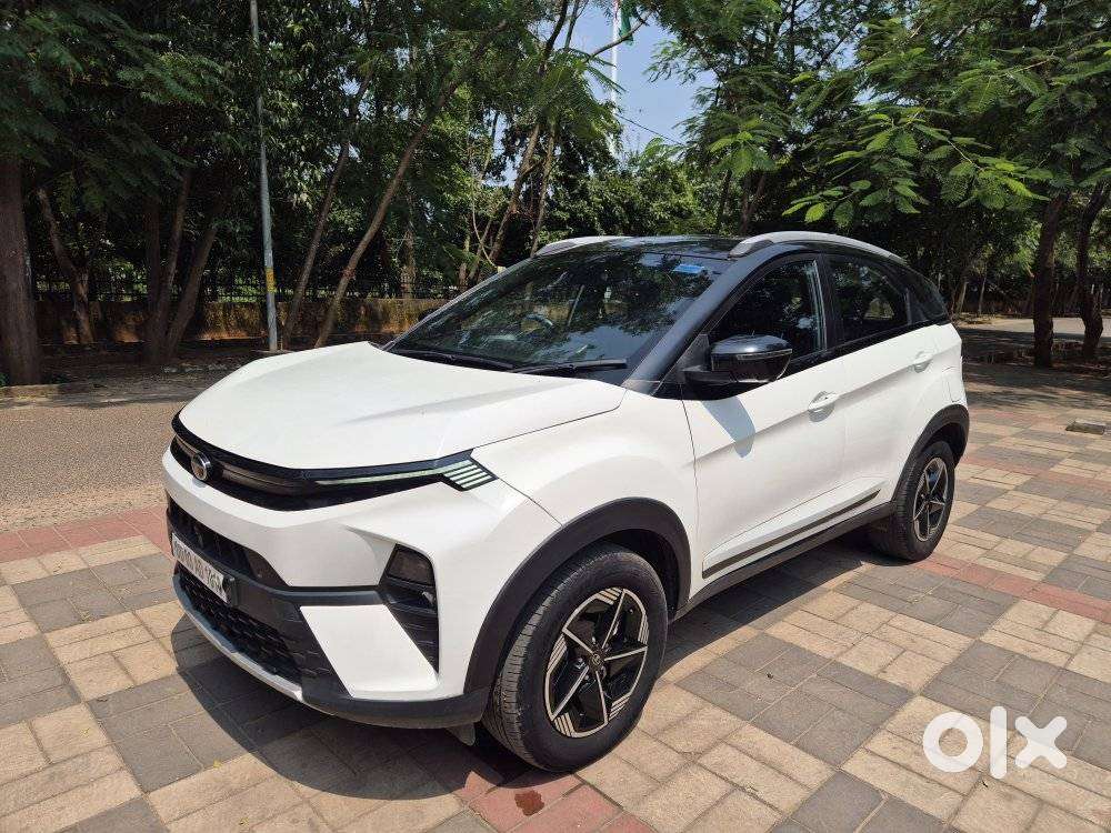 Tata Nexon, 2024, Petrol