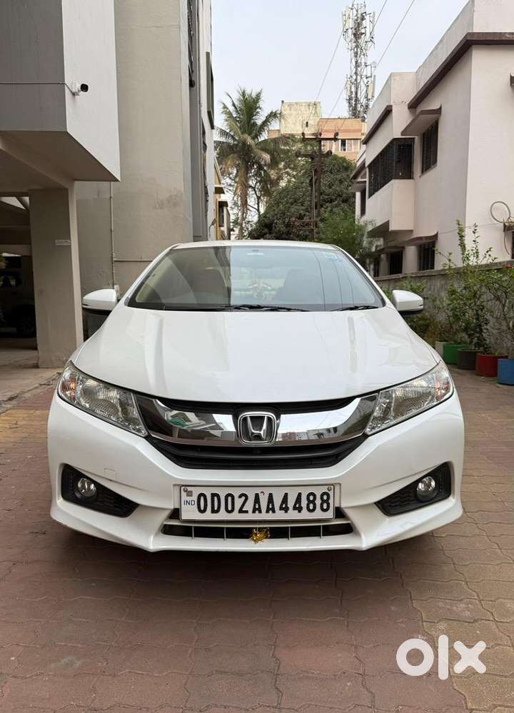 Single Owner, Well Maintained No Accidents, All Documents Clear