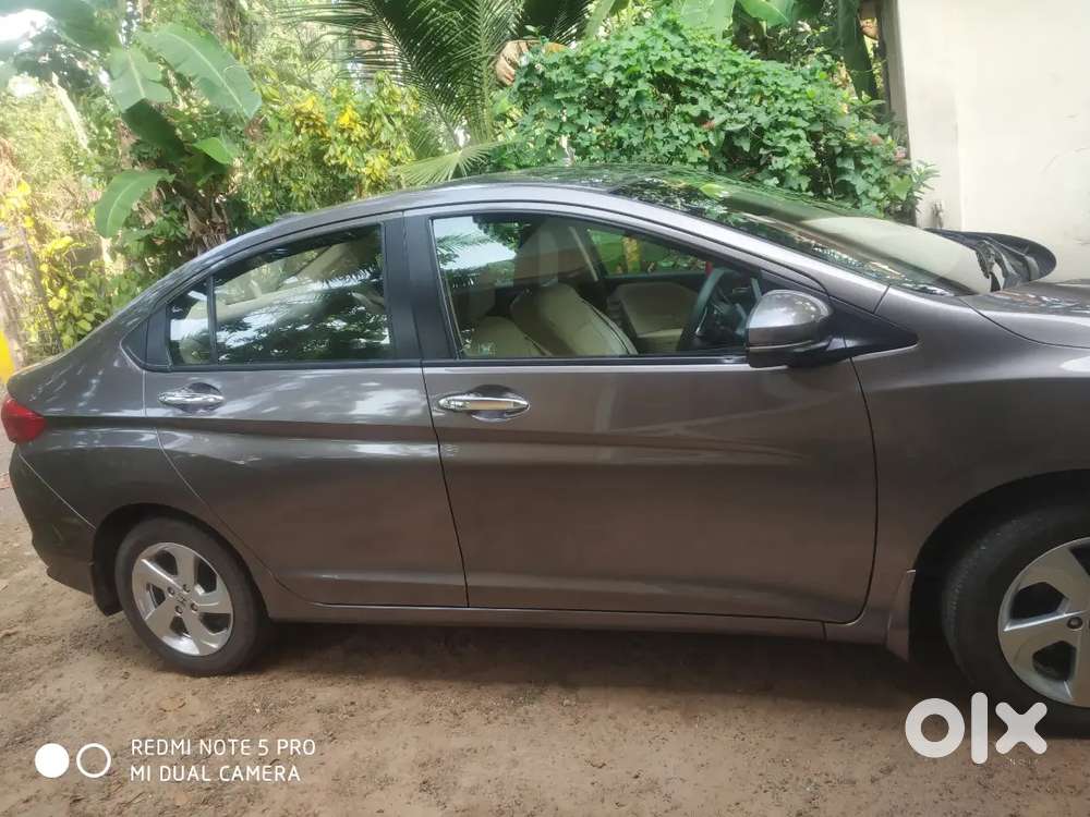 Honda City 2016 Petrol Well Maintained.