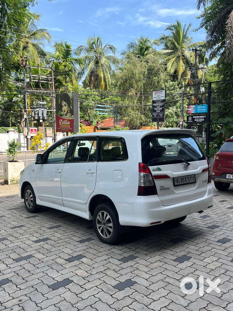 Toyota Innova 2.0 Gx 8 Seater, 2014, Diesel