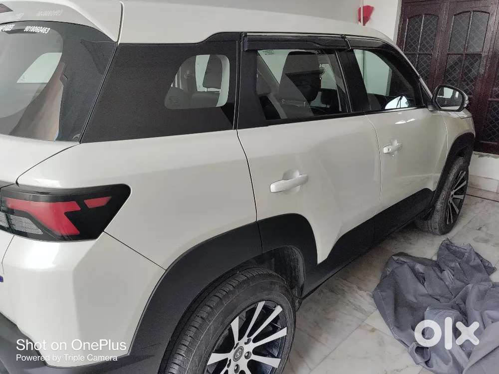 Maruti Suzuki Brezza 2023 Lxi Hybrid Manual