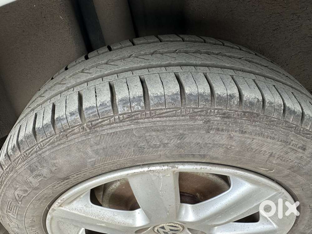 Volkswagen Vento Petrol Highline, 2010, Petrol