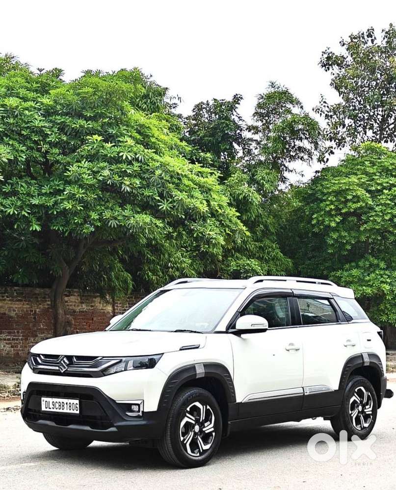 Maruti Suzuki Brezza 1.5 Lxi Smart Hybrid, 2023, Petrol