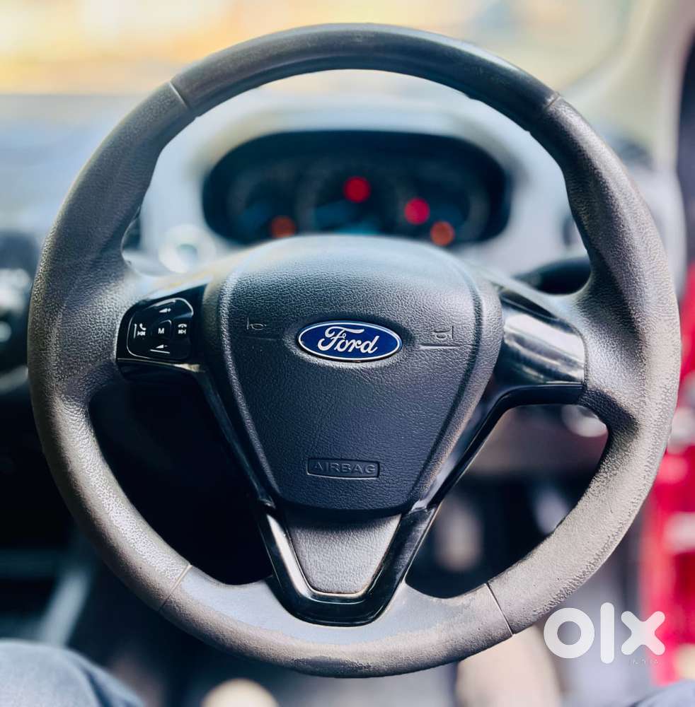 Ford Figo 2012-2015 Petrol Titanium, 2022, Petrol