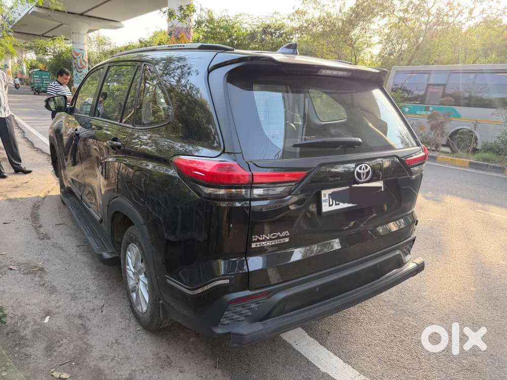 Toyota Innova Hycross, 2026, Petrol